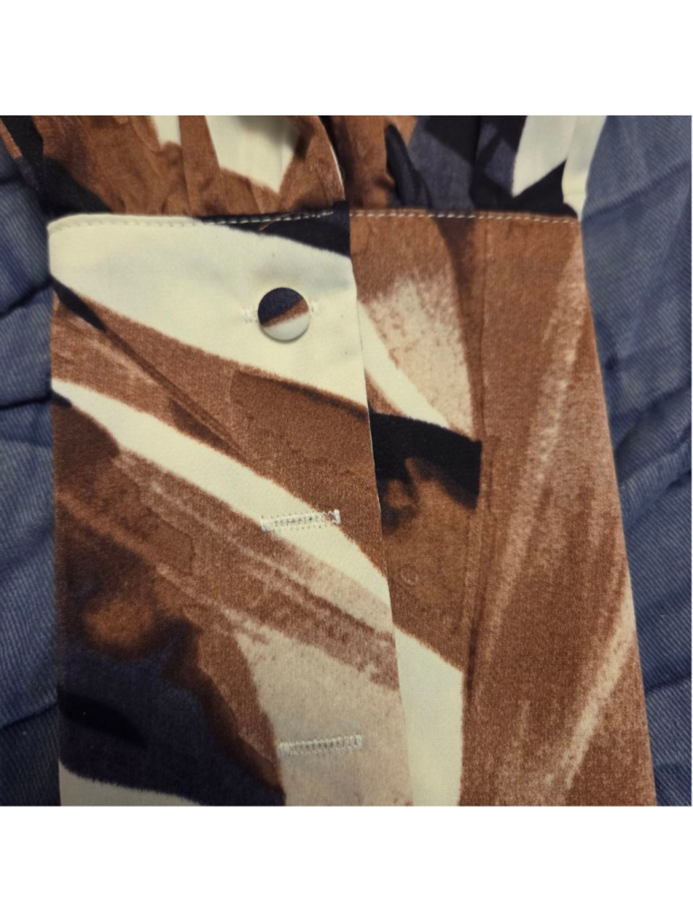 Carrdc Button Down Shirt Plus 2X Brown Black Abstract - Picture 4 of 7